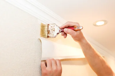 Pose de papier peint à Quantilly — revêtements muraux et toiles de verre